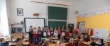 Prv���ci u� nos� v aktovk�ch sv� slabik��e!